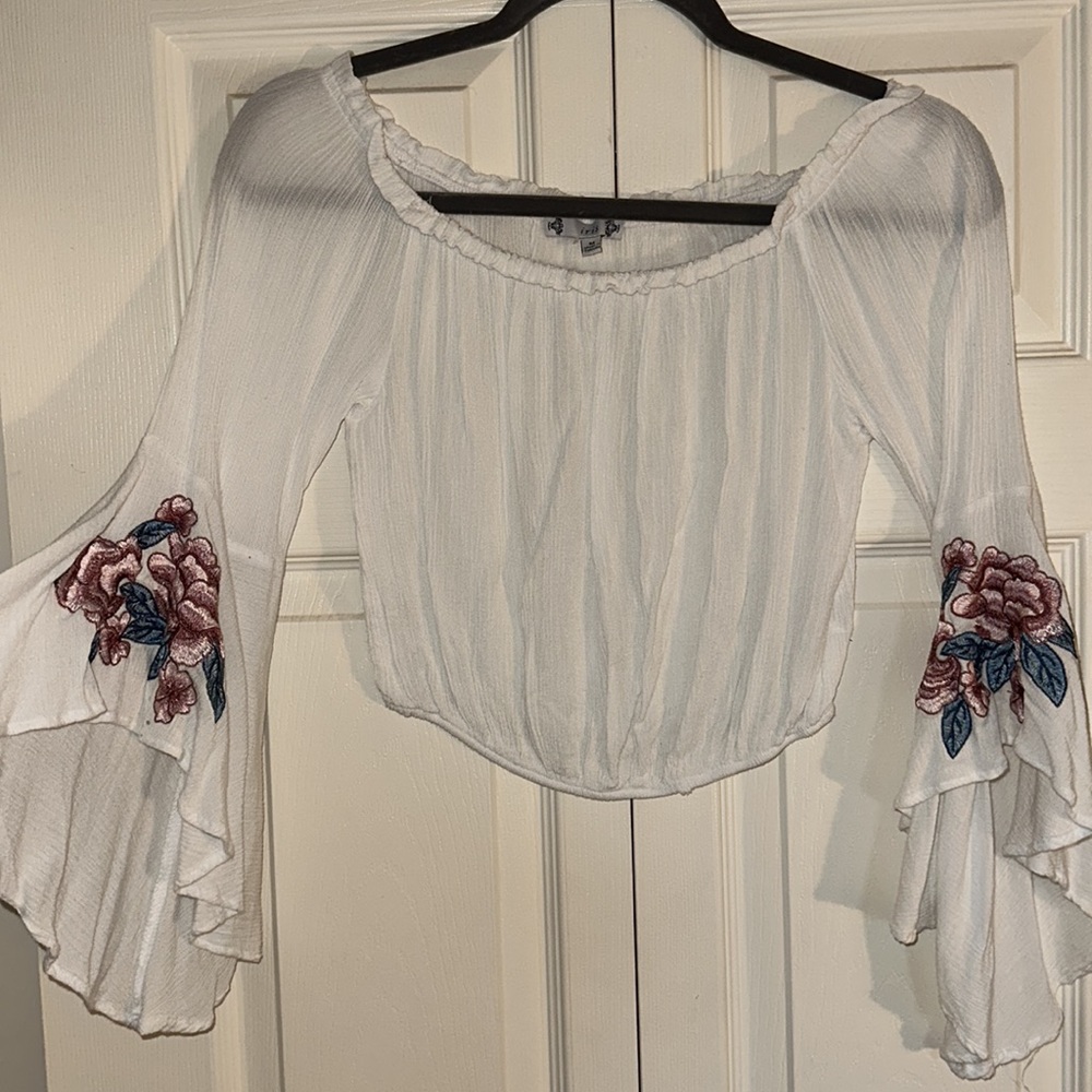 Iris Flower Embroidered Crop Top